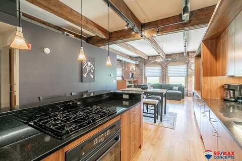 105 S 9th Street, Omaha, NE 68102