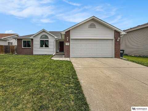 1828 SW 33 Street, Lincoln, NE 68522