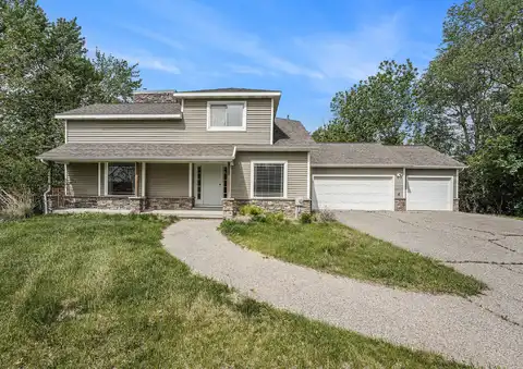 5643 Ivanrest Avenue SW, Wyoming, MI 49418