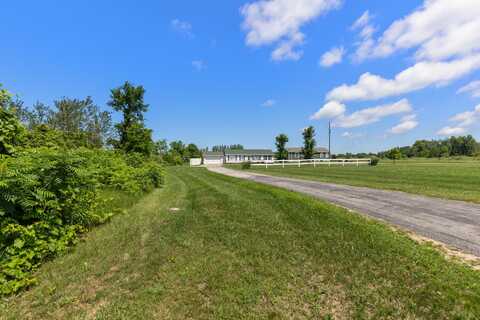 7241 Cherry Avenue, Kewadin, MI 49648