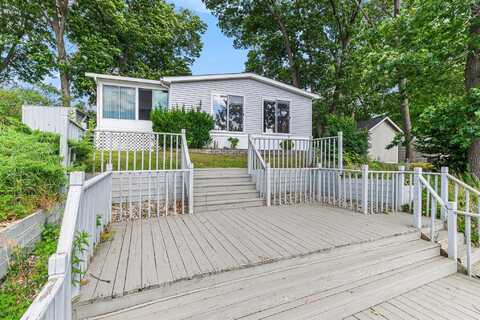 59010 Lakeshore Drive, Colon, MI 49040