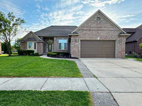 50247 Cheltenham Drive, Macomb, MI 48044