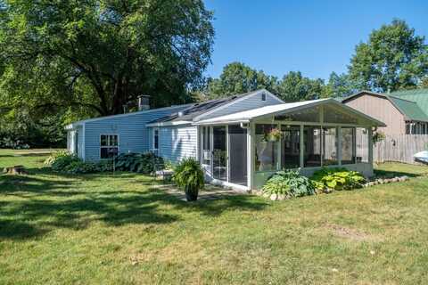 11225 Birchpark Drive, Stanwood, MI 49346