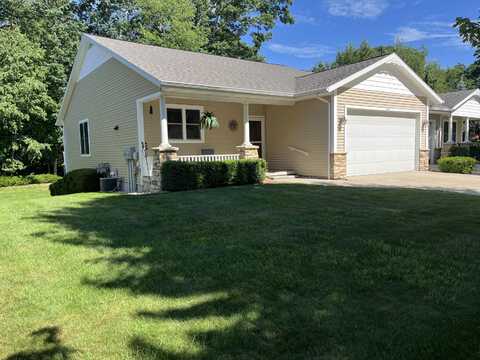 1256 Blue Heron Drive, Ludington, MI 49431