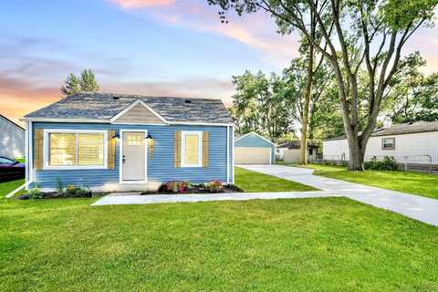 102 E Dallas Avenue, Madison Heights, MI 48071