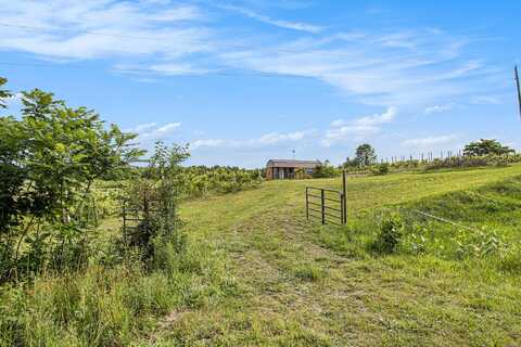 56278 County Road 365, Lawrence, MI 49064