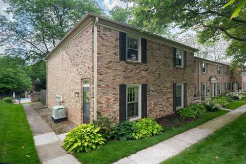 2452 Village Drive SE, Grand Rapids, MI 49506