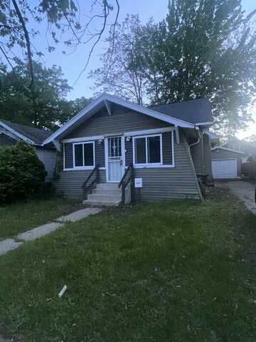 1615 Dyson Street, Muskegon, MI 49442