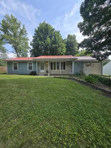 22 Leroy Street, Hillsdale, MI 49242