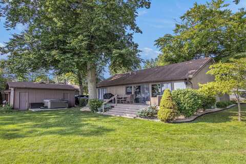 3265 Elmwood Beach Road, Middleville, MI 49333