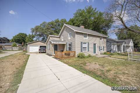 1749 Burlingame Avenue SW, Wyoming, MI 49509