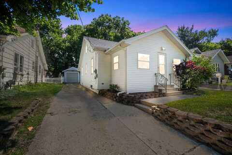 2633 Highland Ave Avenue, Jackson, MI 49203
