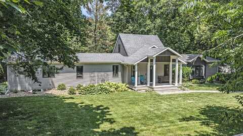 3828 Grand Prairie Road, Kalamazoo, MI 49006