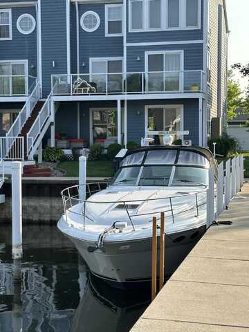 2317 S Pointe Way, Saint Joseph, MI 49085