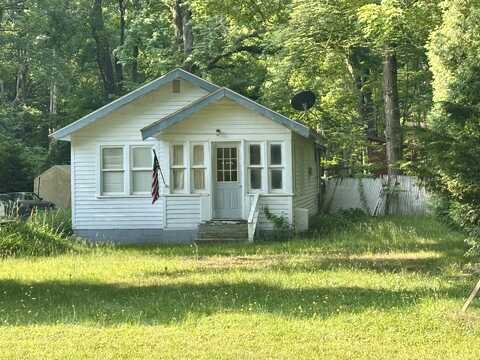 1087 W Mt Garfield Road, Norton Shores, MI 49441