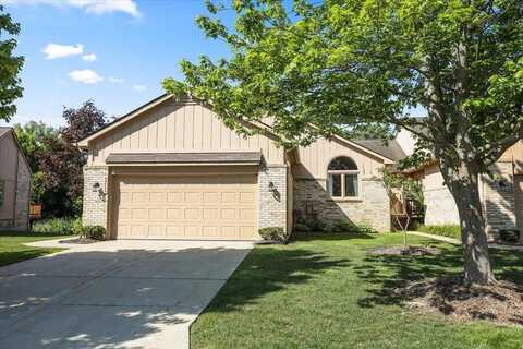 35595 Lone Pine Lane, Farmington Hills, MI 48335