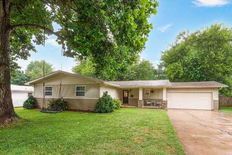 1035 E Edgewood Street, Springfield, MO 65807