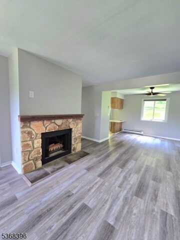 1 Great Gorge Ter, Vernon, NJ 07462