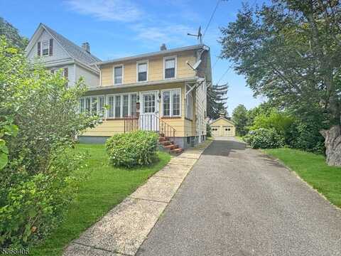 9 Regent Street, North Plainfield, NJ 07060