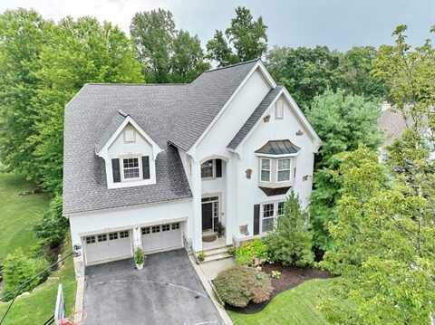 71 Ramapo River Trce, Oakland, NJ 07436