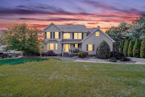 3 Mackenzie Ln, Jefferson Twp., NJ 07438