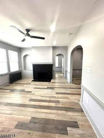 96-98 Goldsmith Ave, Newark, NJ 07112