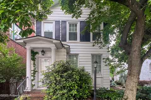 33 E South Street, Beach Haven, PA 18701