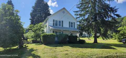 304 Village Road, Dallas, PA 18612