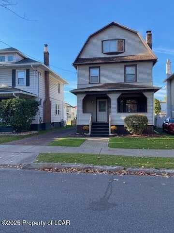46 W Walnut Street, Kingston, PA 18704