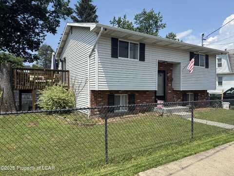 18 Adams Street, Beach Haven, PA 18705