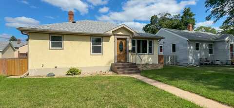 1118 Beach Ave SE, Huron, SD 57350