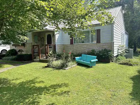 105 Franklin Ave, Saint Albans, WV 25177