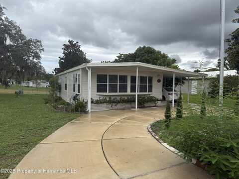 8216 Stockholm Street, Brooksville, FL 34613