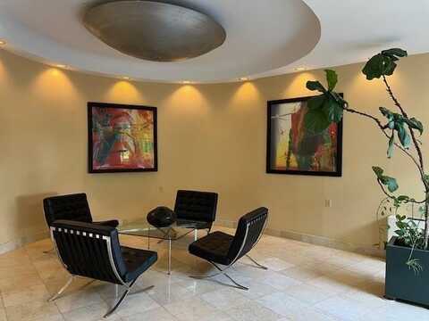 1375 RIVER RD, Edgewater, NJ 07020