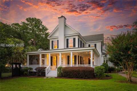 20 N Crescent, Beaufort, SC 29906