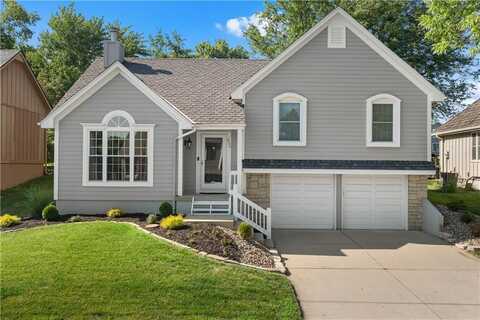 804 NE La Costa Street, Lees Summit, MO 64064