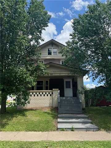 700 S 5th Street, Moberly, MO 65270