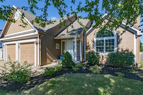 7503 N LEWIS Avenue, Kansas City, MO 64158
