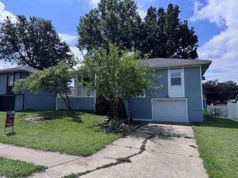 717 Ann Avenue, Harrisonville, MO 64701