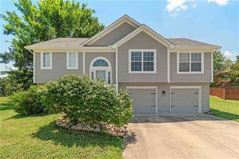 401 Granite Court, Raymore, MO 64083