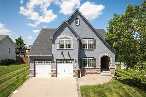 1401 Nottingham Drive, Warrensburg, MO 64093