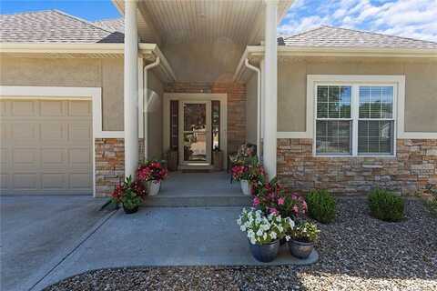 7141 N Quincy Avenue, Kansas City, MO 64119