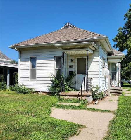 142 SW 14th Ave, CedarRapids, IA 52404