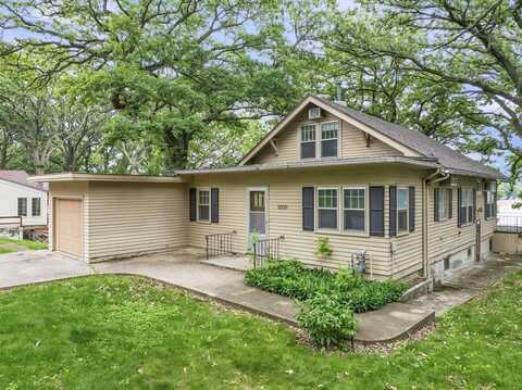 1209 Lakeshore Drive, Okoboji, IA 51355