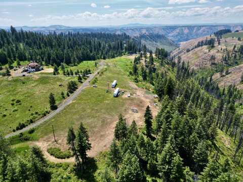 216 Friendship Lane, Kamiah, ID 83536