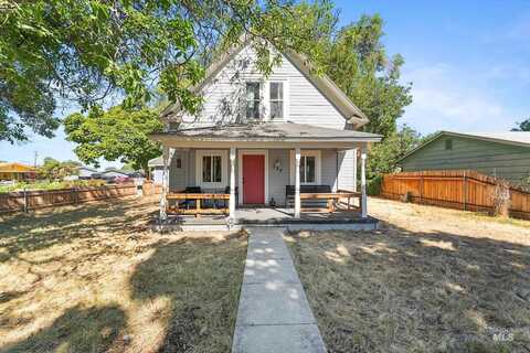 722 S 5th Ave, Caldwell, ID 83605