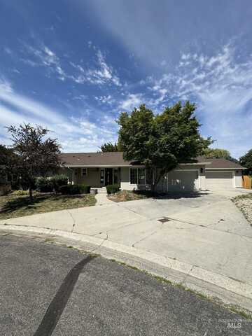 433 N Rene Pl., Eagle, ID 83616