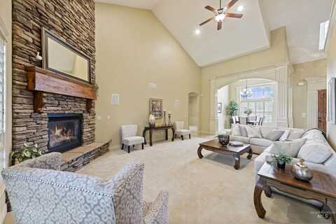 2788 N Fairglen Ave, Meridian, ID 83646