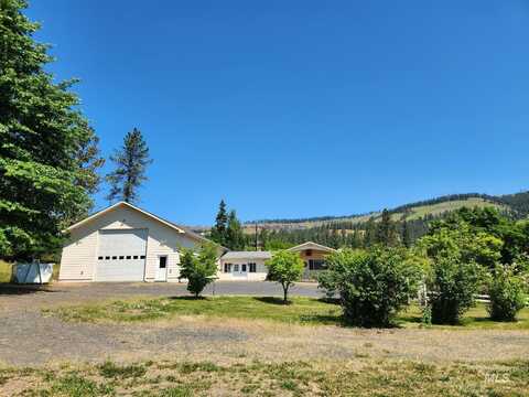367 Woodland Rd, Kamiah, ID 83536