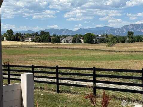 925 Latigo Loop, Lafayette, CO 80026